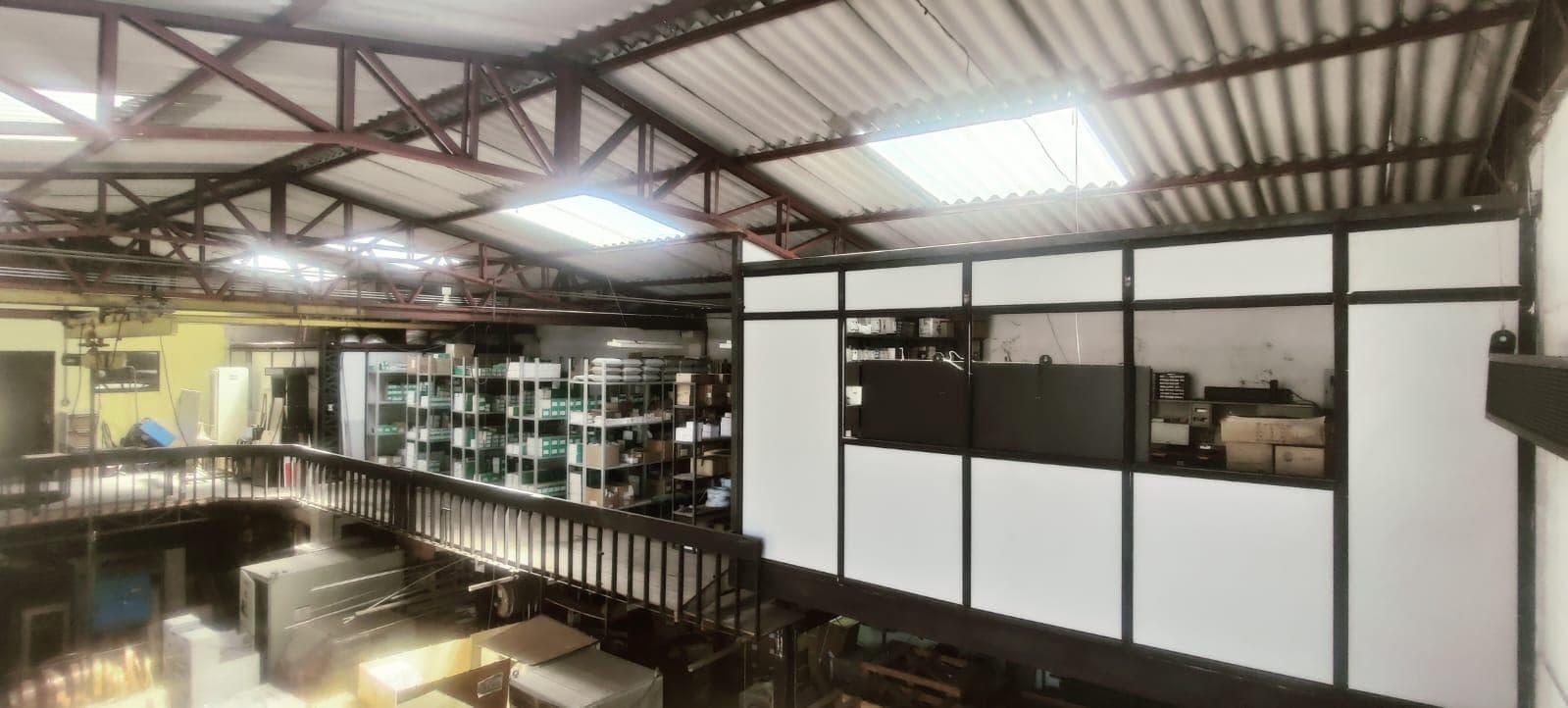 EDIFICIO COMERCIAL EN VENTA SOBRE AV. AMERICA-CENTRO NORTE QUITO - 1