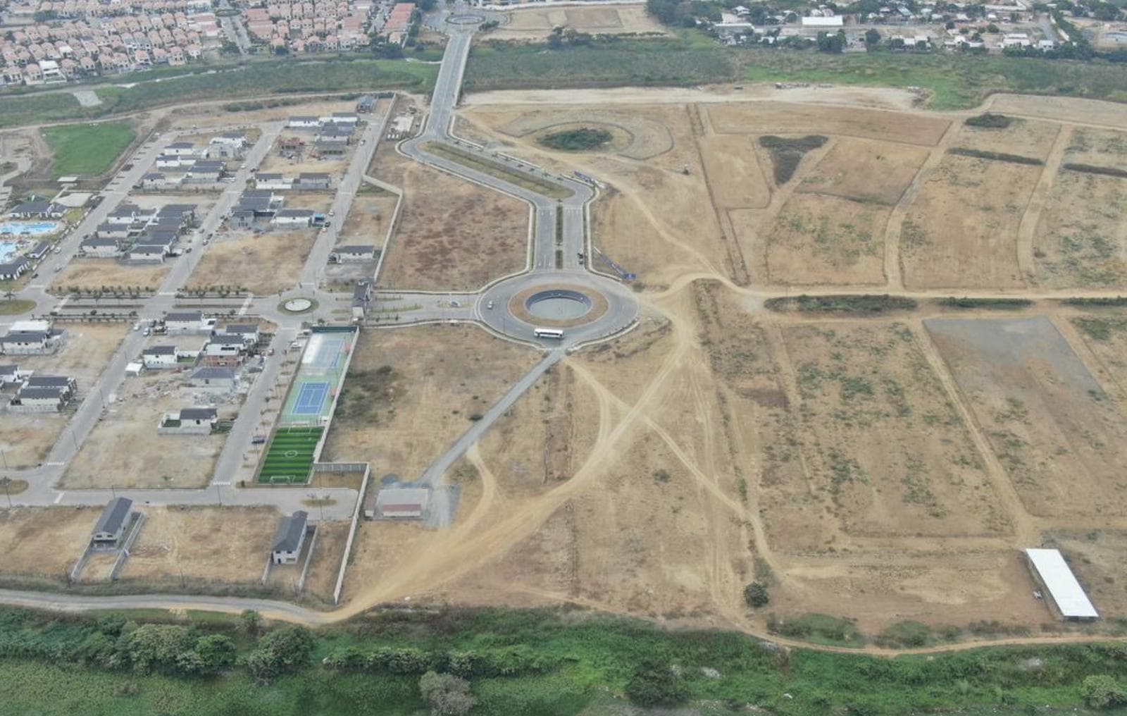 VENTA DE TERRENO MULTI FAMILIAR VISTA AL RIO ISLA CELESTE - 1