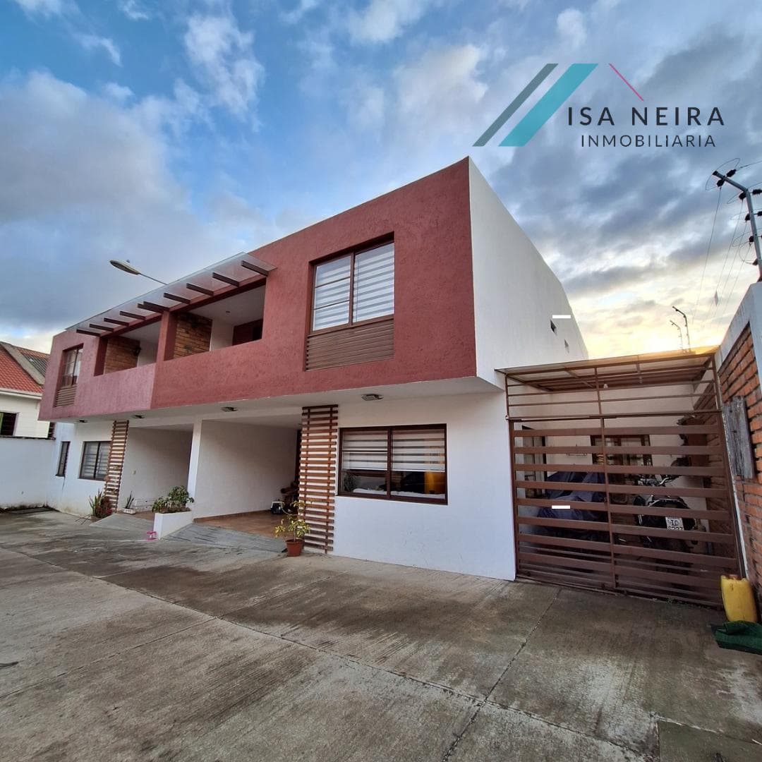 Casa en venta, sector Racar plaza - 1