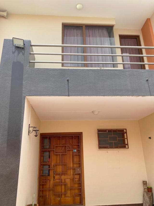 Linda casa en venta sector Racar Plaza Cuenca - 1
