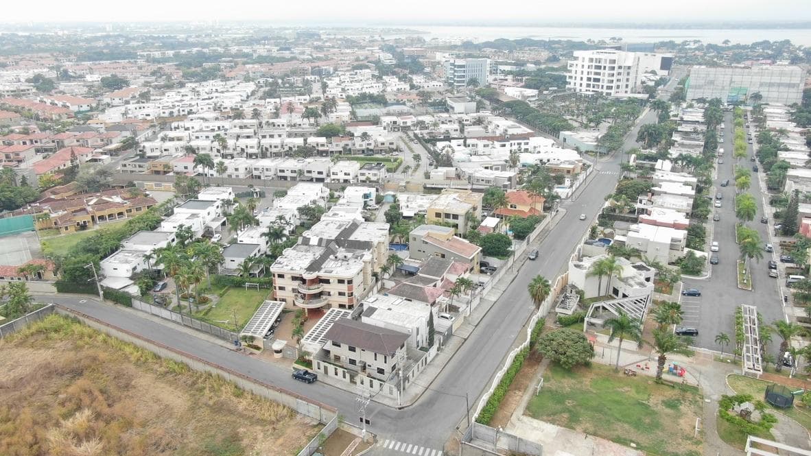 VENTA DE TERRENO MULTIFAMILIAR SECTOR TORNERO III - 1