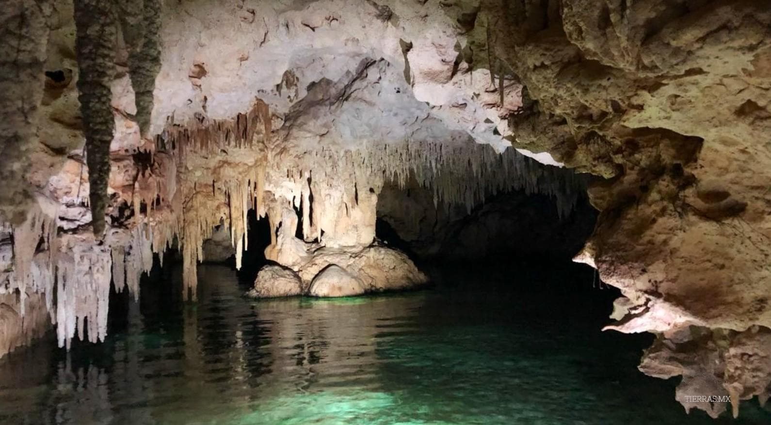 Lotes Exclusivos en Tulum con Cenote Privado y Seguridad Jurídica - Promocion a Precios descontados - 1