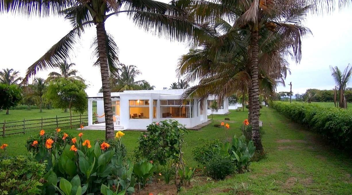 Cojimies. Inversión turística-Venta Quinta Vacacional- 6 casas - 1