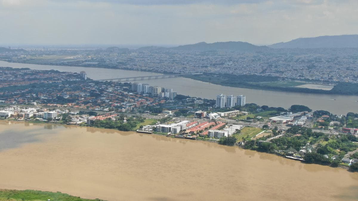 VENTA DE GRUPO DE TERRENOS KM 5 CERCA A PLAZA NAVONA - 1