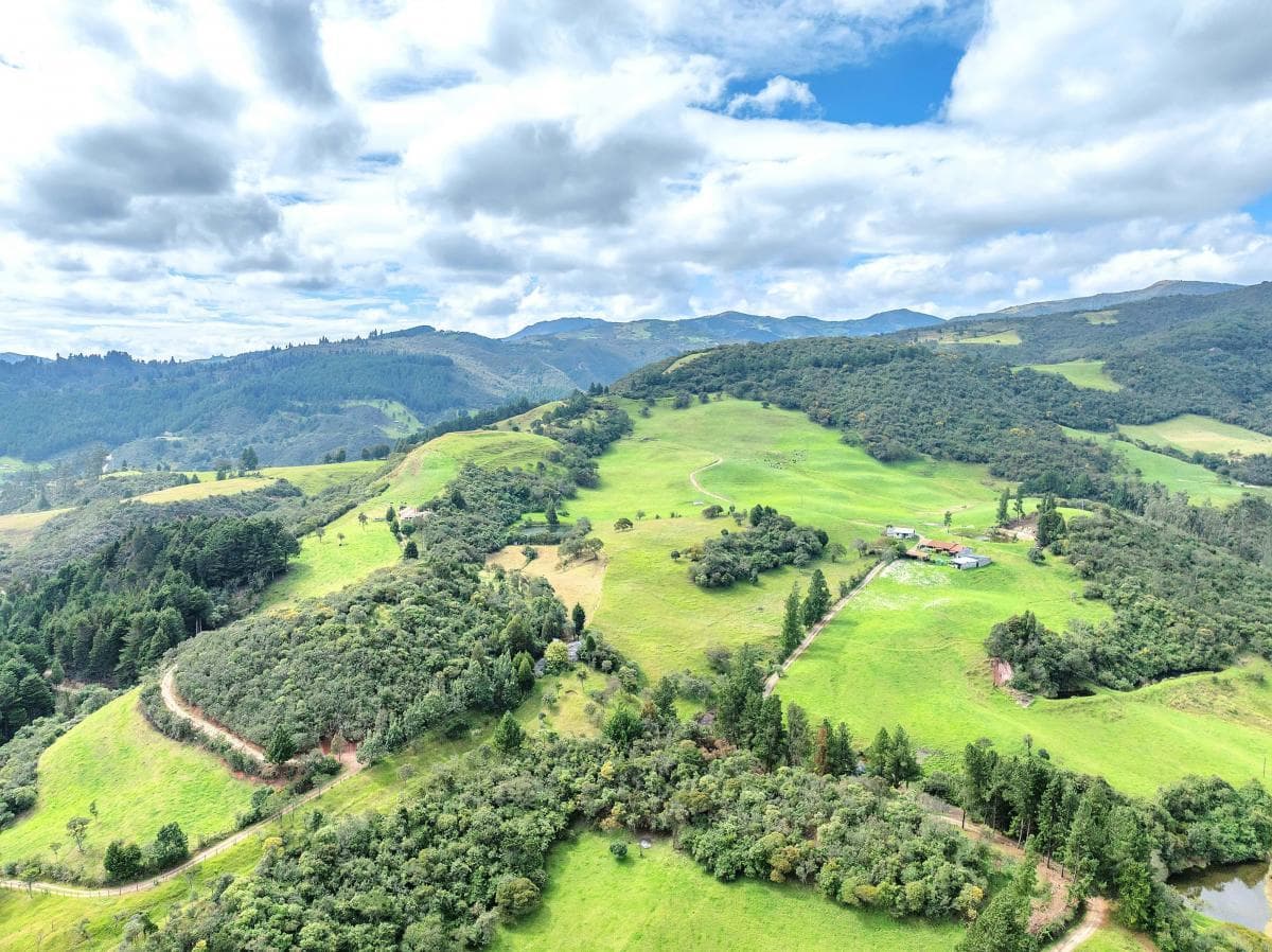 Hacienda en Venta en Tarqui, Cuenca, Azuay - 64,8 Hectareas - Hacienda Ganadera - 1