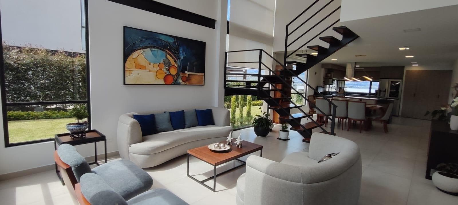 MGA / VENTA CASA, DORMITORIO PLANTA BAJA, NAYON - 1