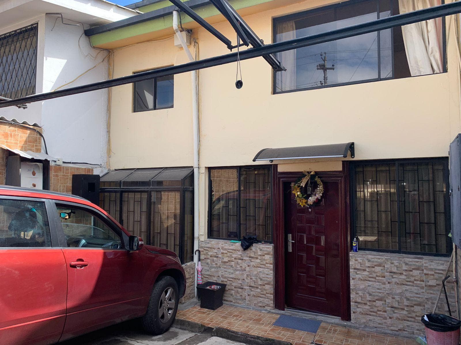 Venta casa San Carlos, a una cuadra parque Ingles 4 dormitorios - 1