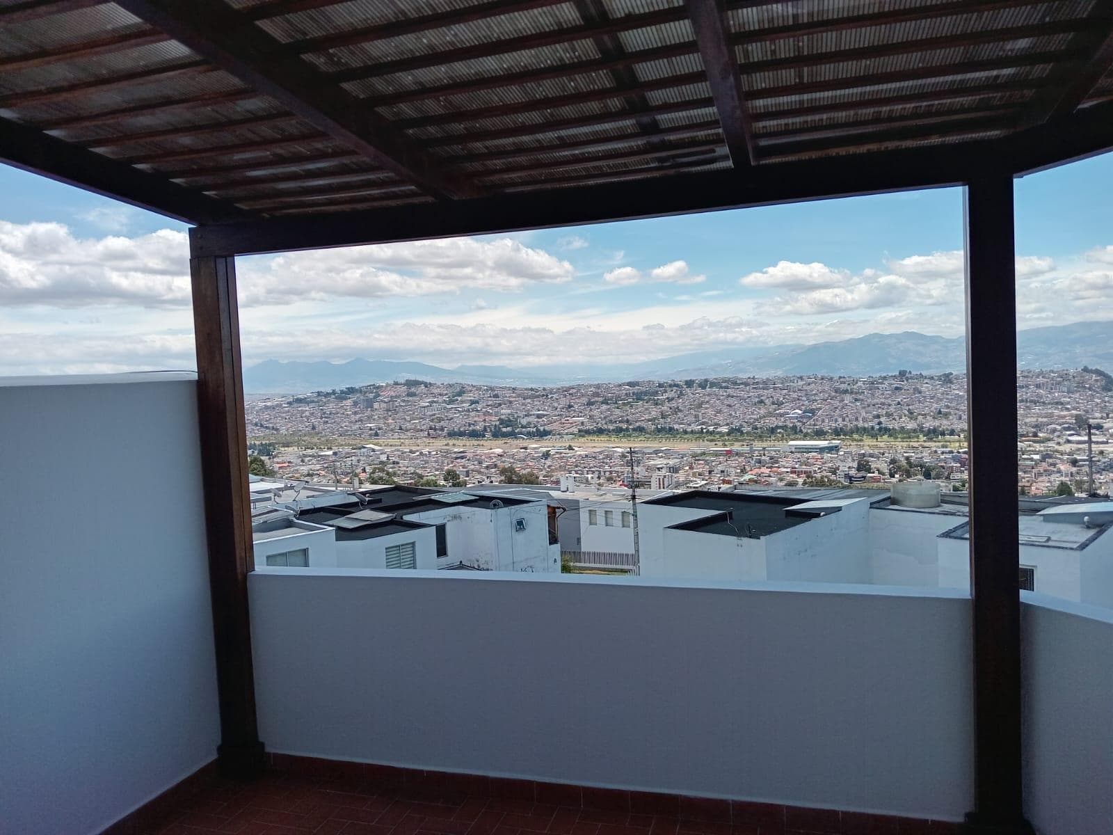 FCM Casa en Venta Pinar Alto 4 Habitaciones US$ 92000 FCM-AQT-P - 1