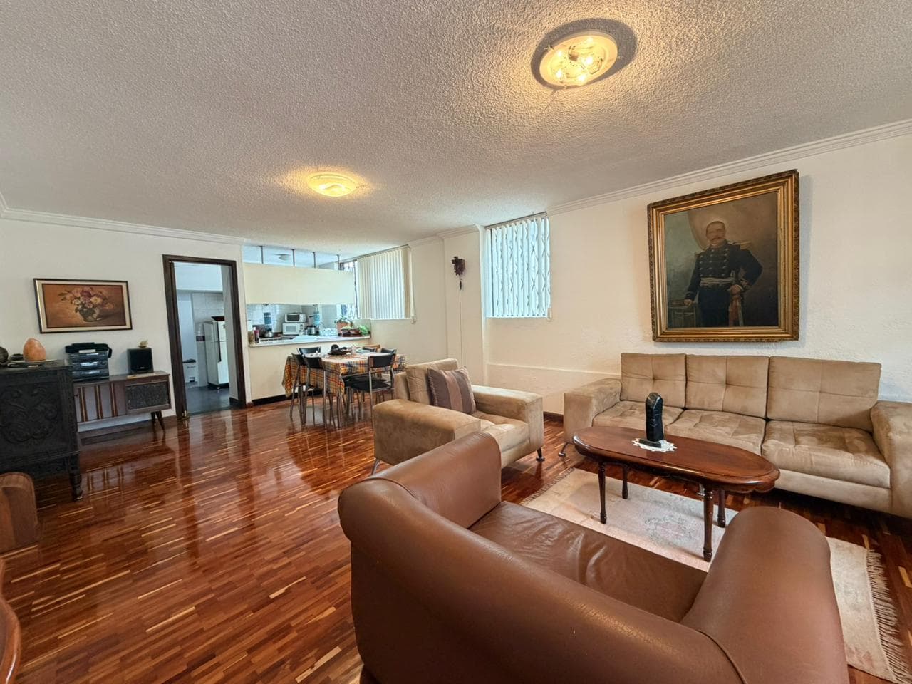 EN VENTA LINDO DEPARTAMENTO DE DOS DORMITORIOS EN PLANTA BAJA UBICADO EN LA GRANDA CENTENO - 1
