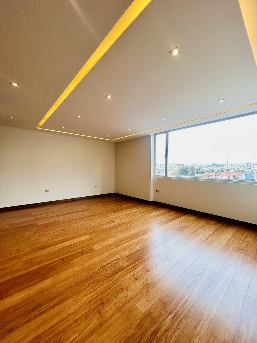 Departamento Nuevo en Venta Sector Quito Tenis - 1