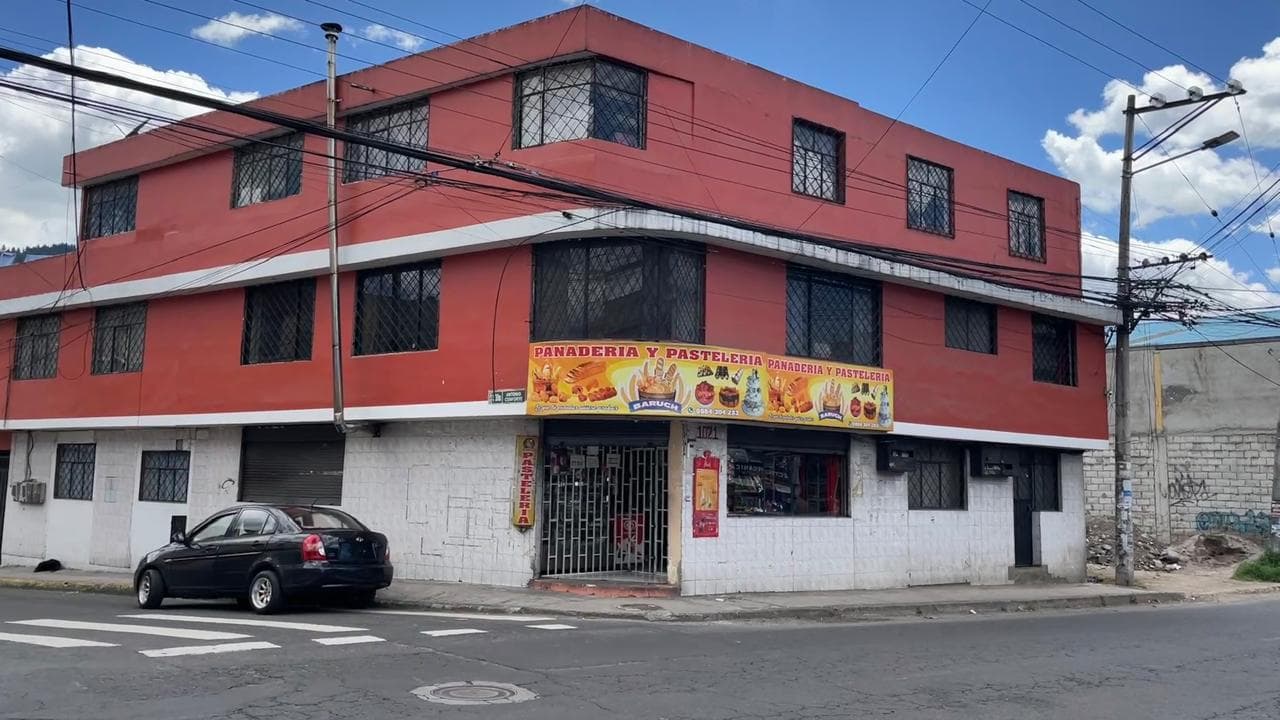 Casa Rentera en Chillogallo/Excelente Ubicación - 1