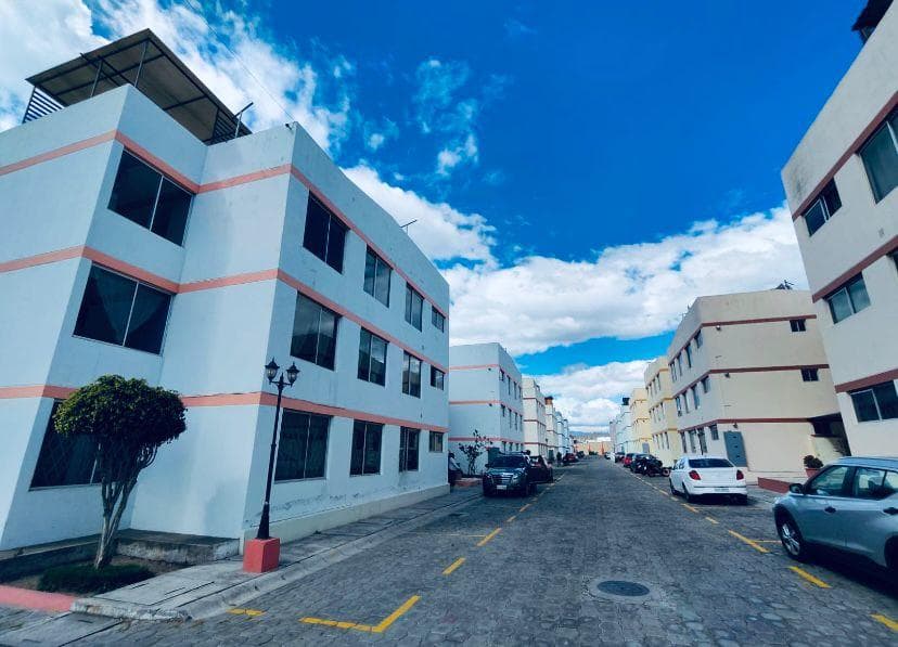 Departamento en planta baja Calderón - 1