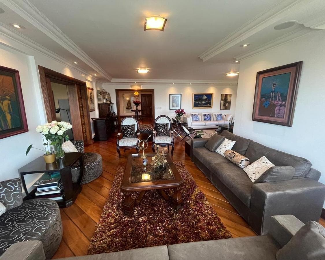 Departamento en alquiler amoblado, 540 m² en González Suárez, de lujo - 1
