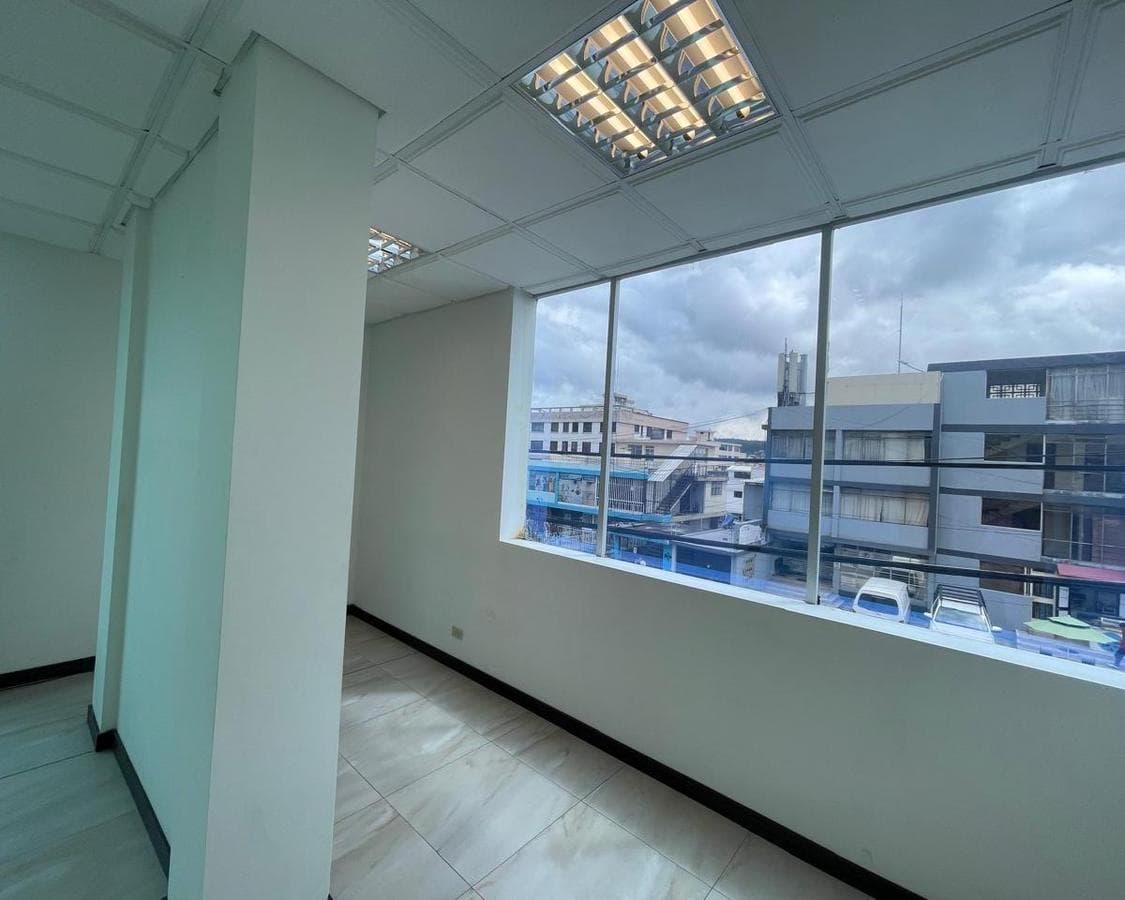 VENDO OFICINA - CONSULTORIO MEDICO - MARIANA DE JESUS - Margareth Arregui - 1