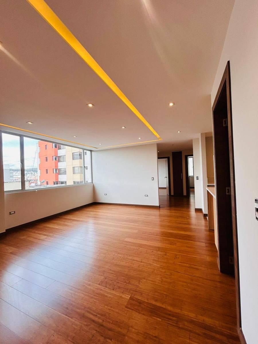 venta Departamento Quito tenis Av. Brasil - 1