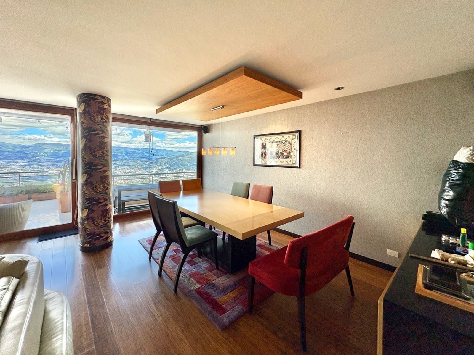 DEPARTAMENTO AMOBLADO DE ARRIENDO CON TERRAZA Y VISTA EN SIERRA DEL MORAL LOMAS DE MONTESERRIN - 1