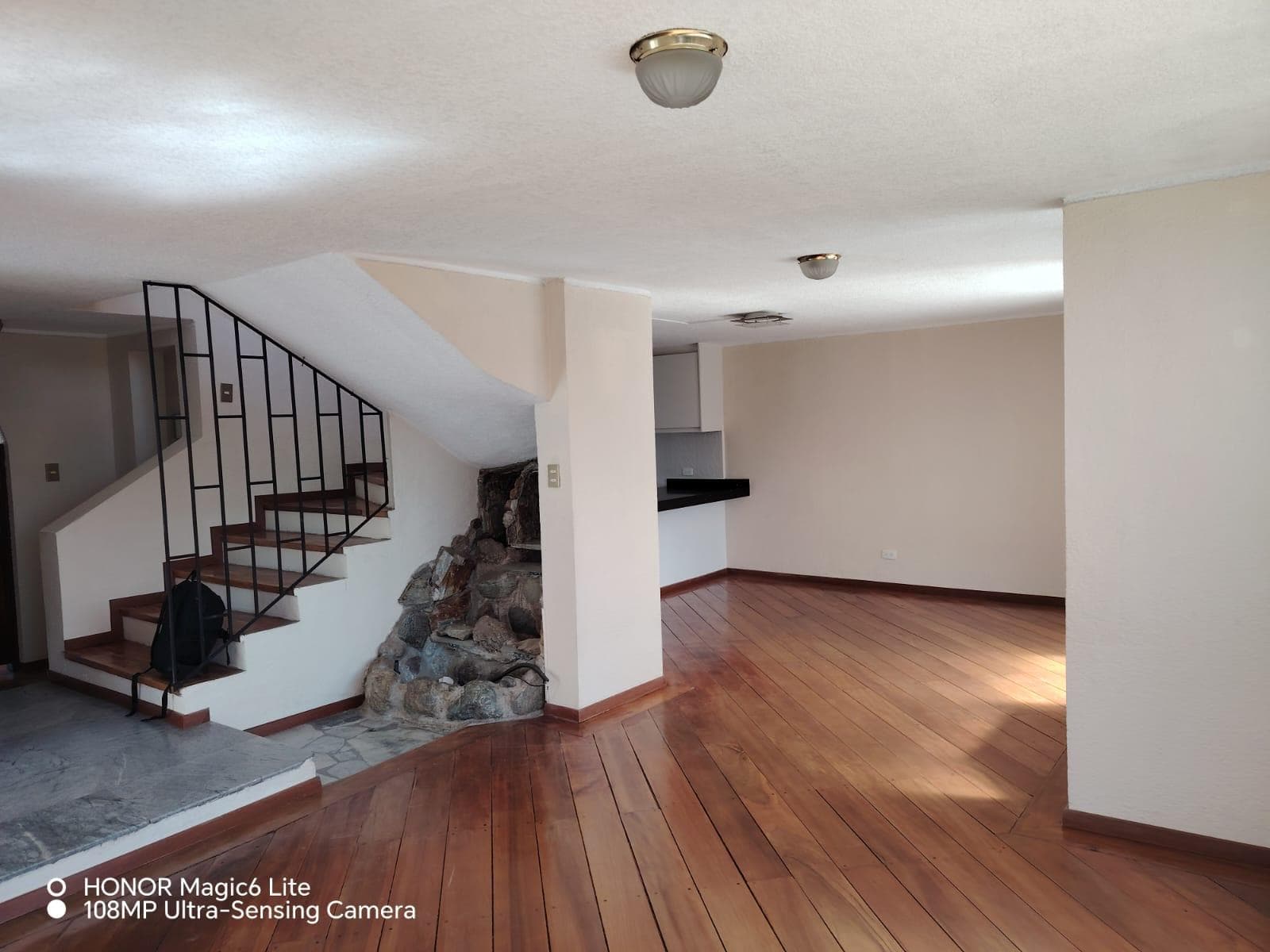 Casa en venta 270 m2 Sangolquí - 1
