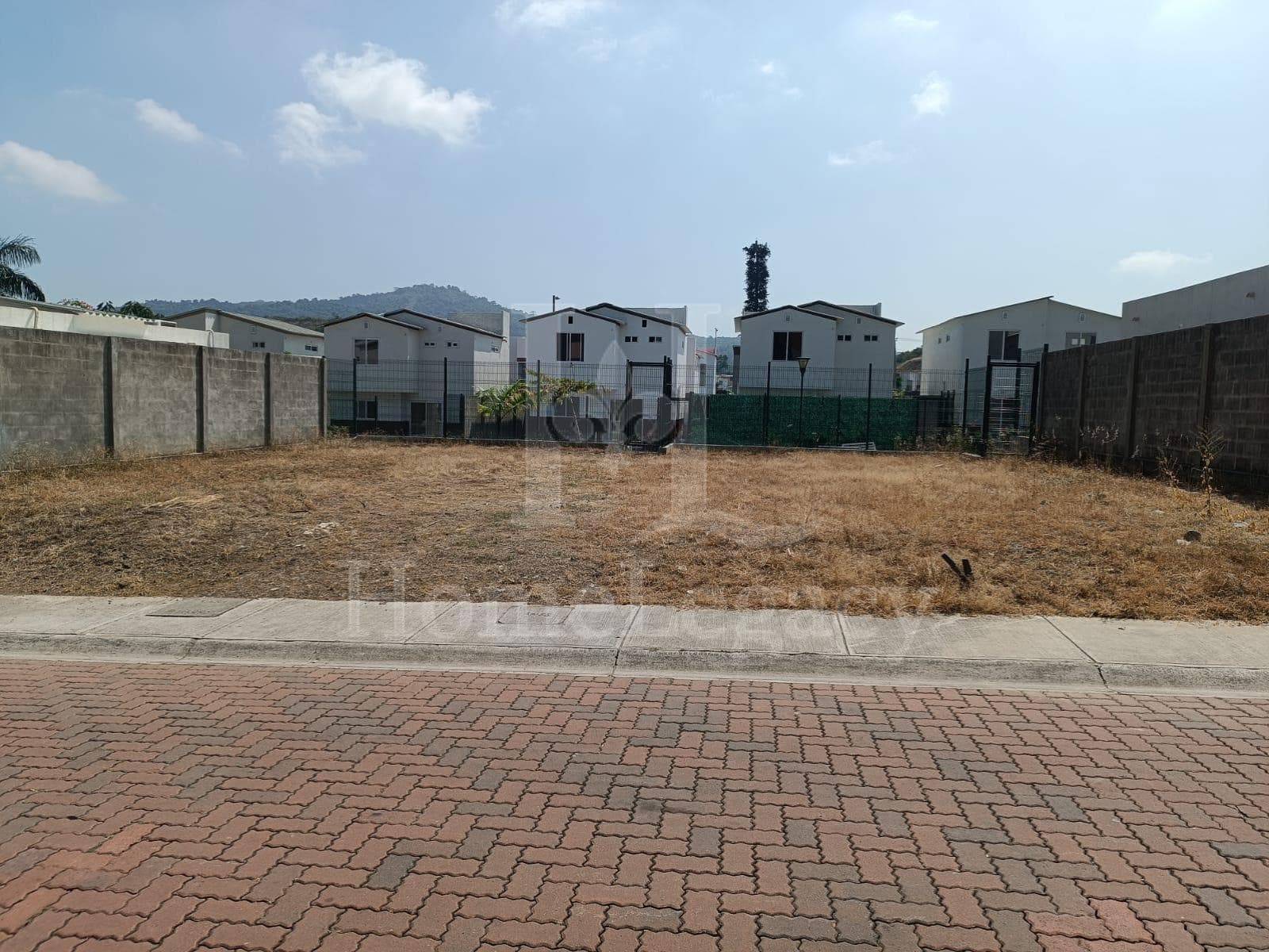 Venta de Terreno en Urbanización Villa del Rey AE - 1