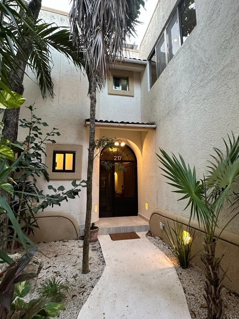 Casa en Venta en Playacar | 3 Recámaras en Pakal, una de las Privadas Más Solicitadas de la Riviera Maya - 1
