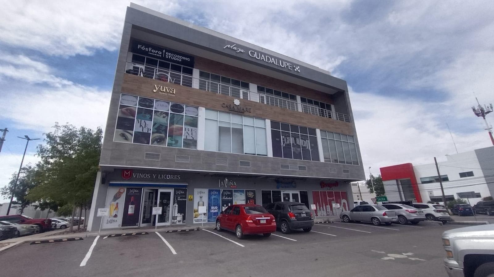 LOCAL EN VENTA PLANTA BAJA, CANAL Y CALLE GUADALUPE - 1