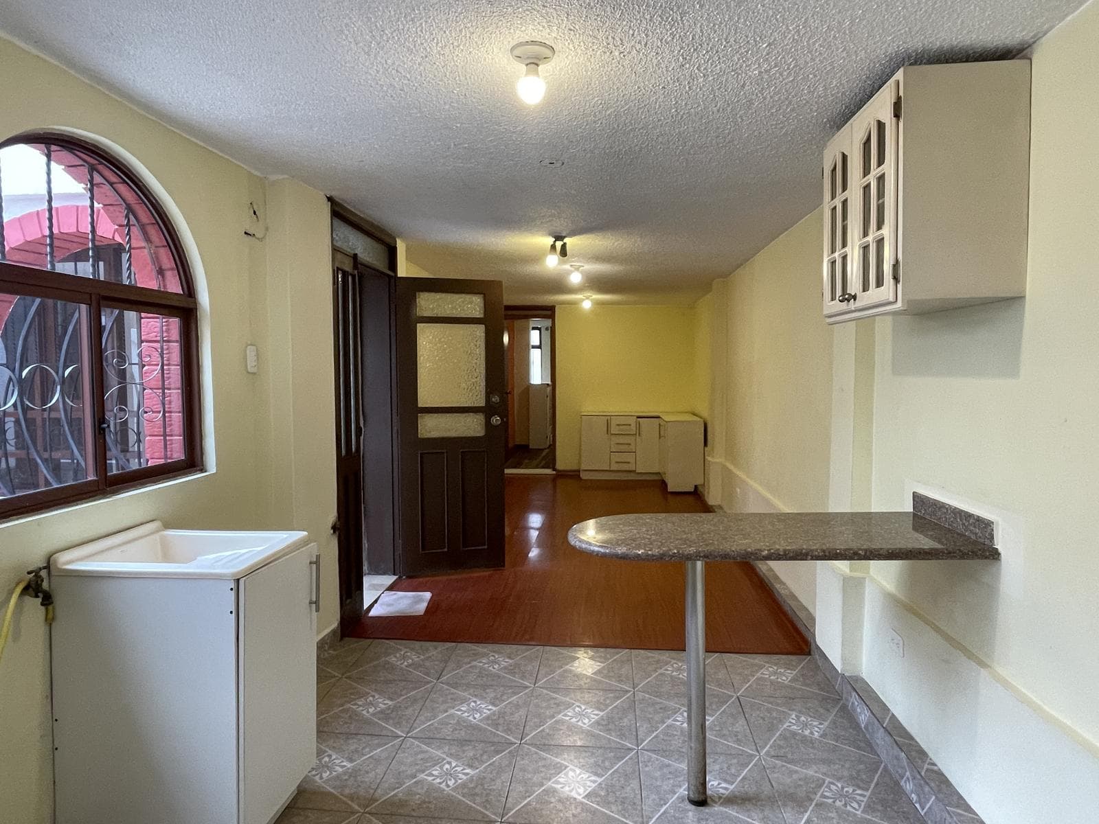 Suite de renta en Los Laureles - Norte de Quito - 1