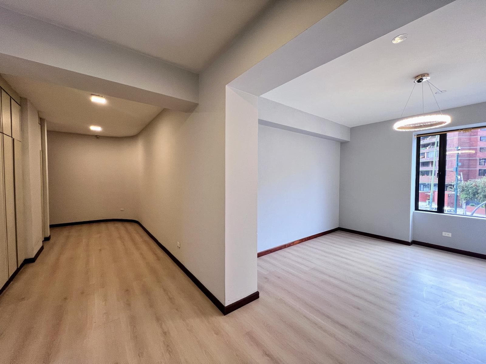 Renta Suite 75M2/Parqueadero/Bodega sector La Carolina - 1