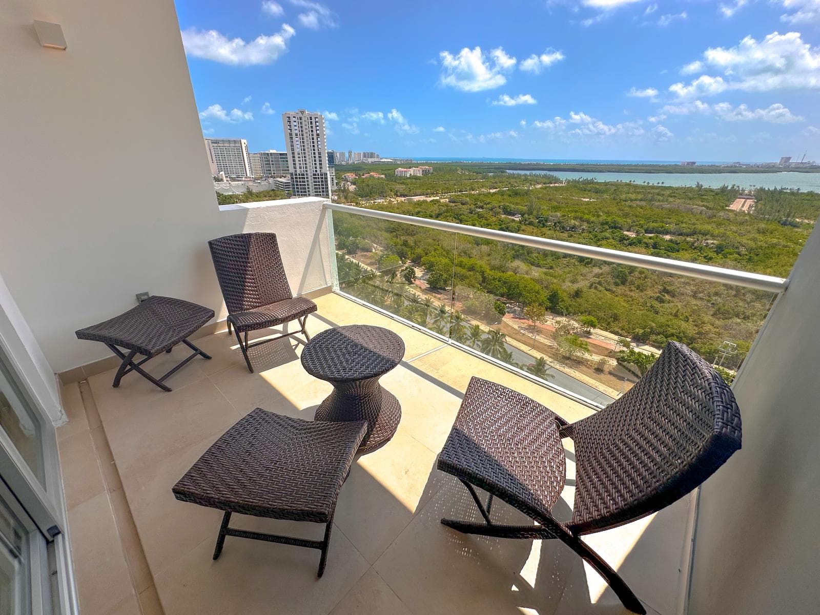 Departamento en Renta en Malecon - 1