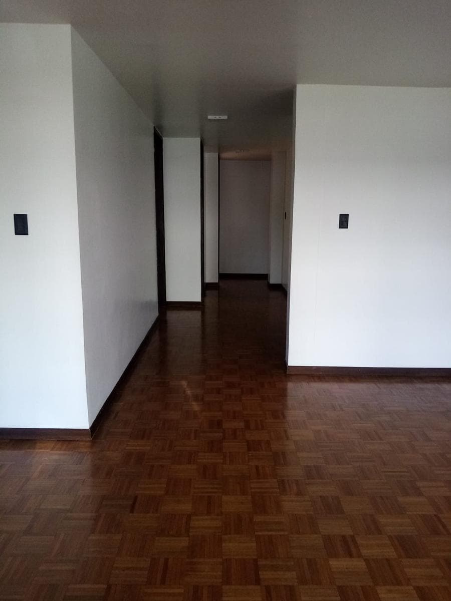 Departamento en arriendo en el sector de Iñaquito 3 dormitorios $850 - 1