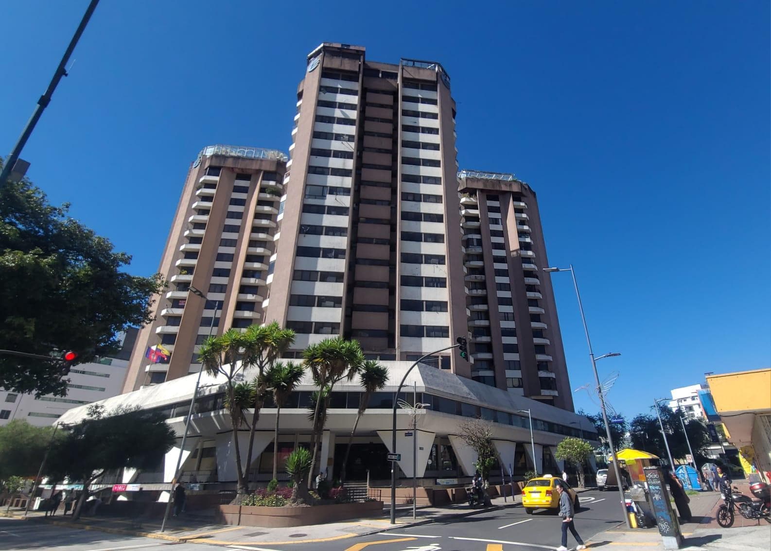 Departamento en Venta Torres Almagro 161m2 3 habitaciones 1 parqueadero vista - 1