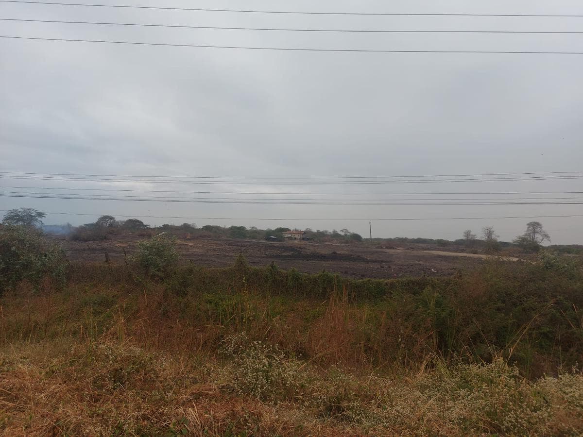 VENTA TERRENO INDUSTRIAL KM 9 DURÁN TAMBO A LA VÍA - 1