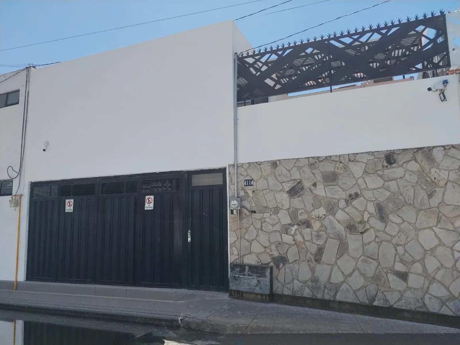 OFICINAS EN RENTA EN PUEBLA EN COL. GABRIEL PASTOR A DOS MINUTOS DEL COLEGIO AMERICA - 1