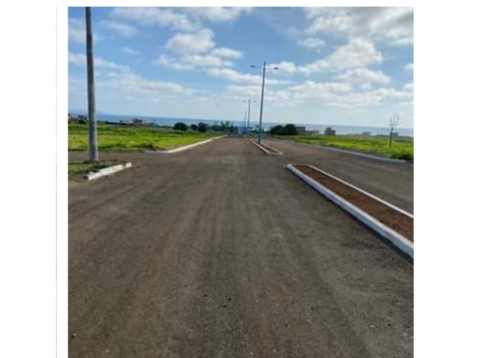 En venta terreno de playa proyecto Cayo Paraiso Puerto Cayo Manabi. - 1
