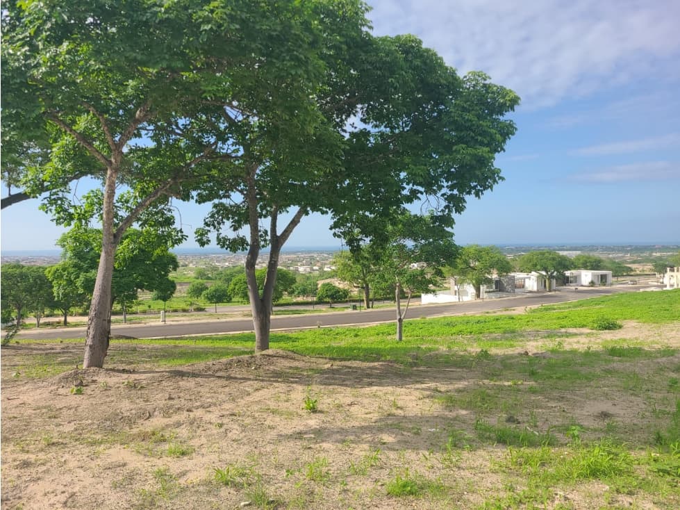 Se vende terreno Urb Costa del Este Sector Vía Circunvalación. - 1