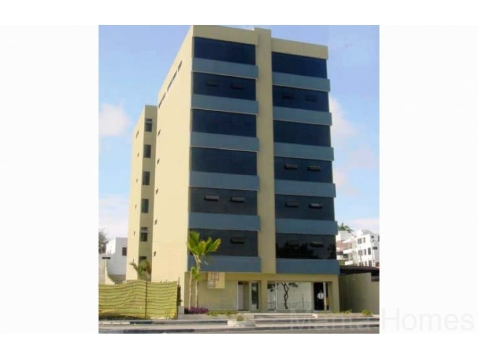 Venta y/o renta oficina amoblada en Edif. El Navio Manta Ecuador. - 1
