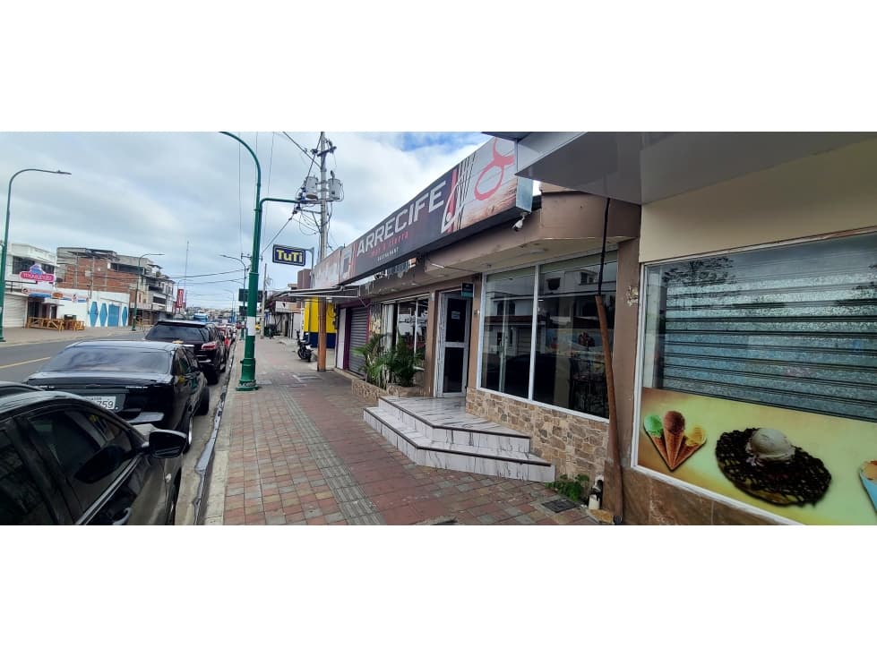 En venta casa con local comerciales Manta Ecuador. - 1
