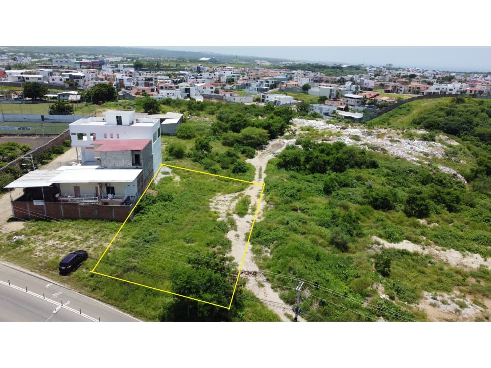 Venta de terreno comercial Barbasquillo Manta Ecuador - 1