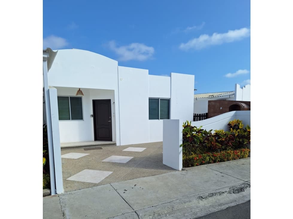 VENDO CASA EN URBANIZACION PRIVADA PUNTA CARNERO - 1