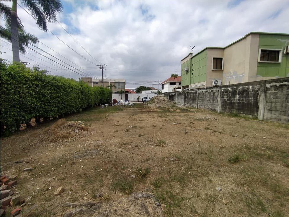 TERRENO DENTRO DE LA URBANIZACION SANTA MARIA CASA GRANDE - 1