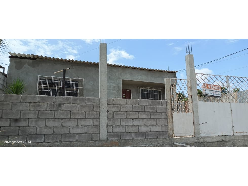 PROPIEDAD EN SANTA ELENA - 1