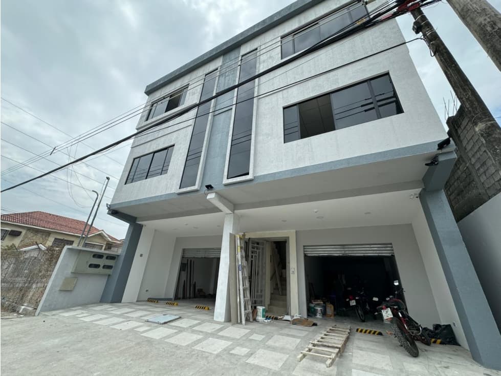 EDIFICIO DE ESTRENO EN KENNEDY NORTE - 1