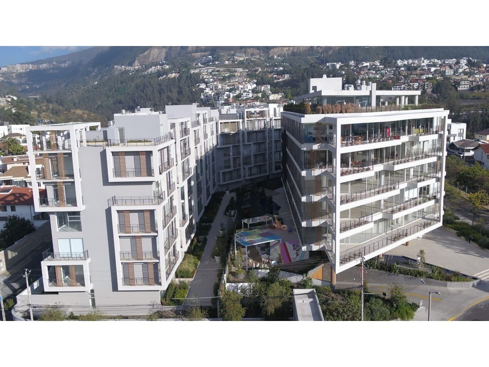 OFICINA CORPORATIVA EN YOO CUMBAYÁ | QUITO ECUADOR - 1