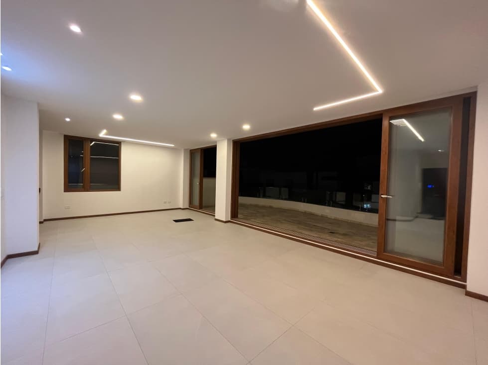 Departamento en renta Cumbaya Vista Grande: 161m2, con terraza - 1