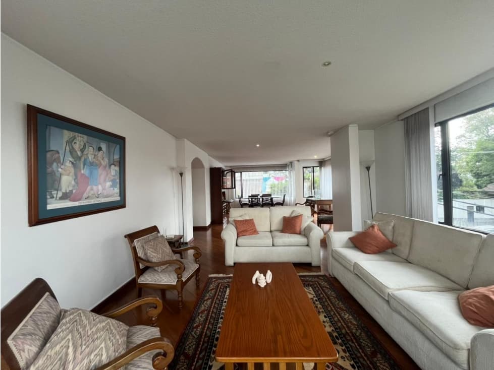 Departamento Amoblado en Renta Bellavista Quito Cerca Embajadas - 1
