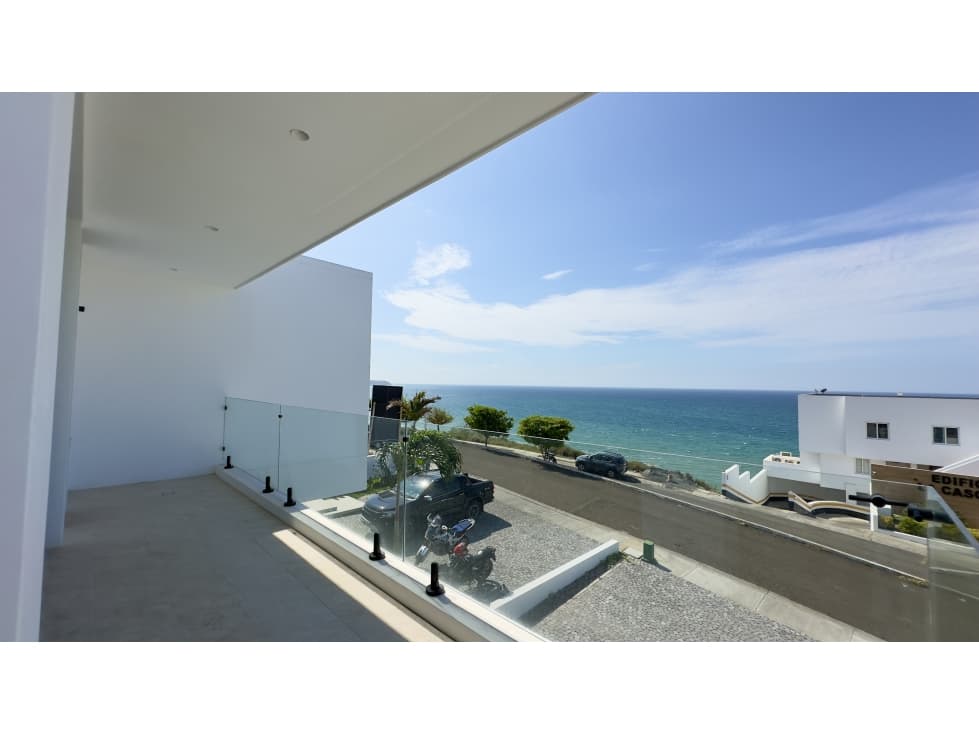 DUPLEX MODERNO VISTA AL MAR EN URB CIUDAD DEL MAR, MANTA - 1