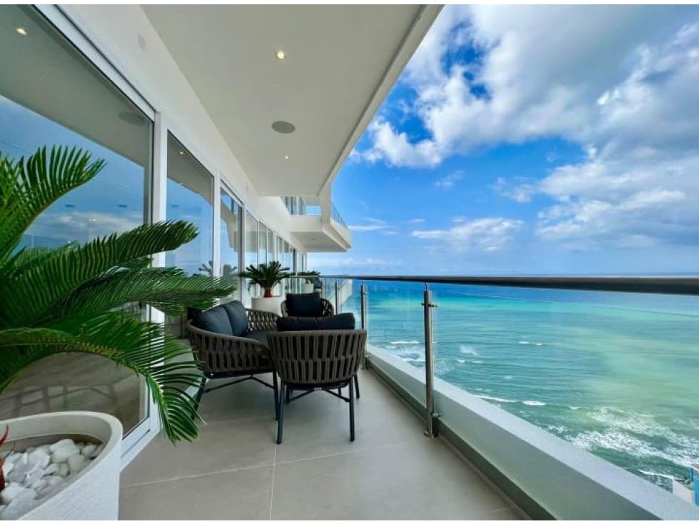 PENT HOUSE DE LUJO FRENTE AL MAR EN RIVA DI MARE, MANTA - 1