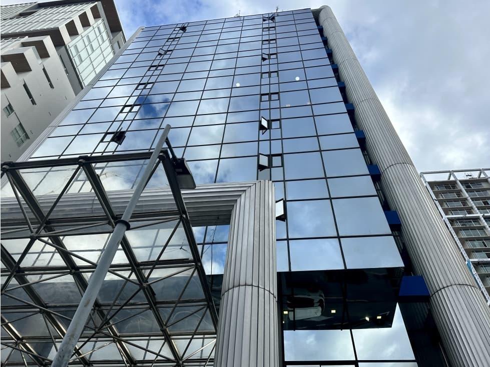 Oficina Venta Quito PARA INVERSIONISTAS edificio corporativo 317m2 - 1