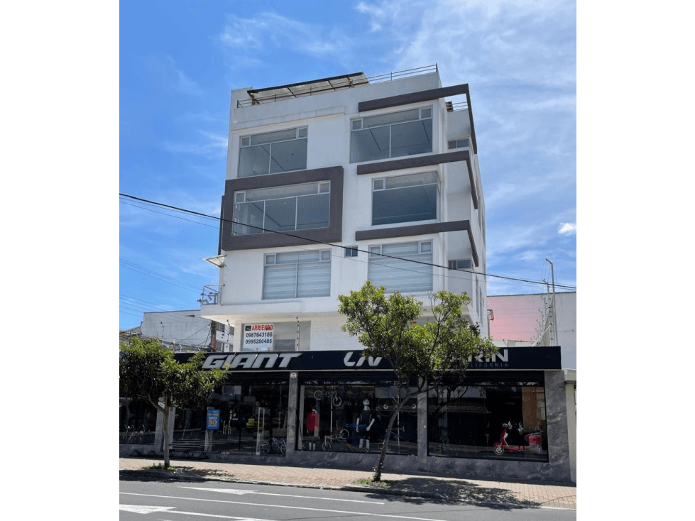 LOCAL DE ARRIENDO EN SEGUNDO PISO -TOMAS DE BERLANGA - JIPIJAPA (SZ) - 1