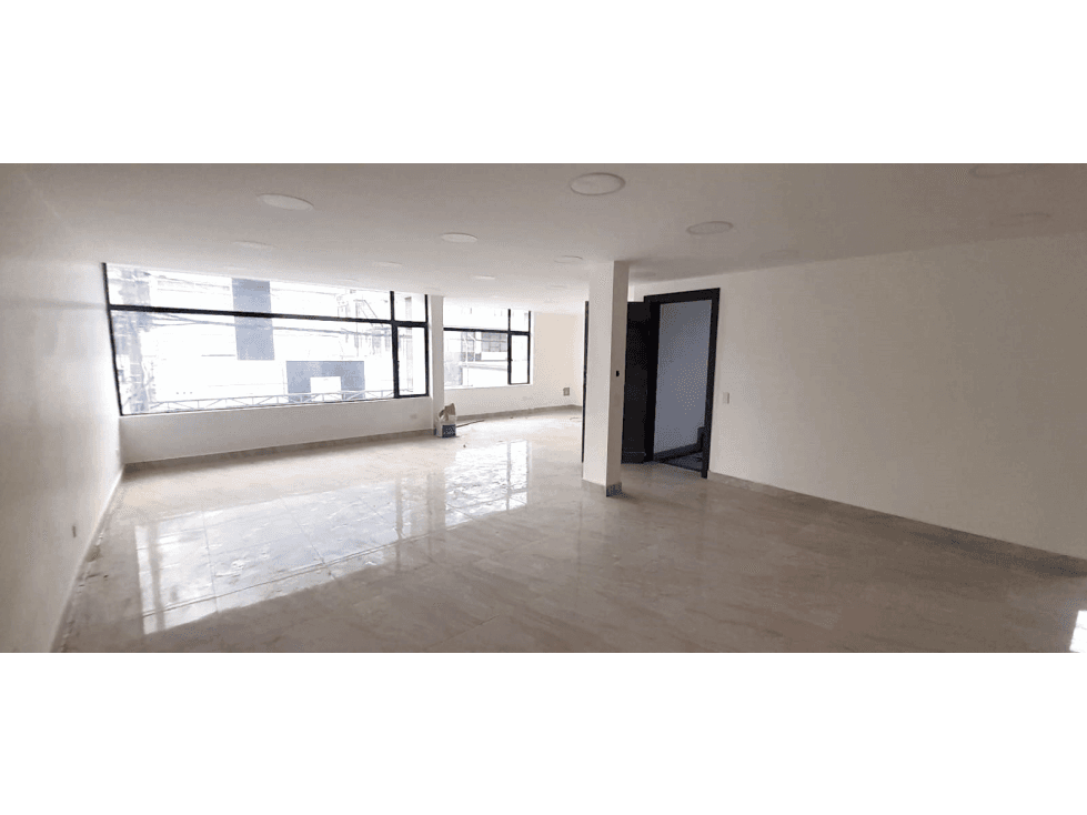 OFICINA EN RENTA - 180 M2 - ISLA ISABELA Y T. DE BERLANGA (SZ) - 1