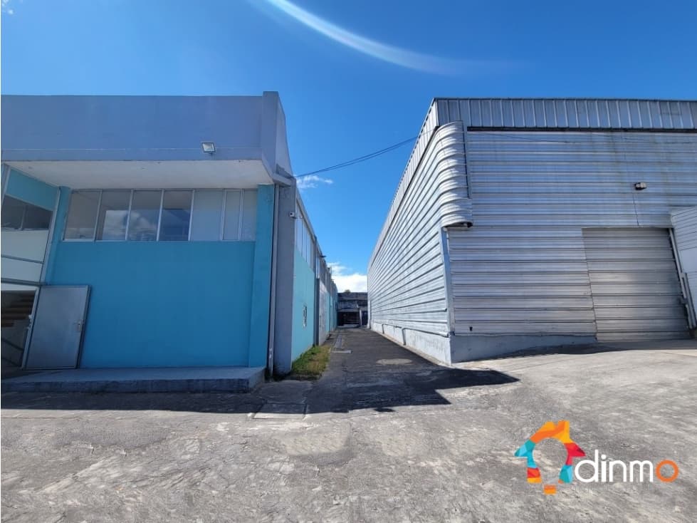 Galpon / Bodega en arriendo Norte de Quito Industrial Alto impacto - 1