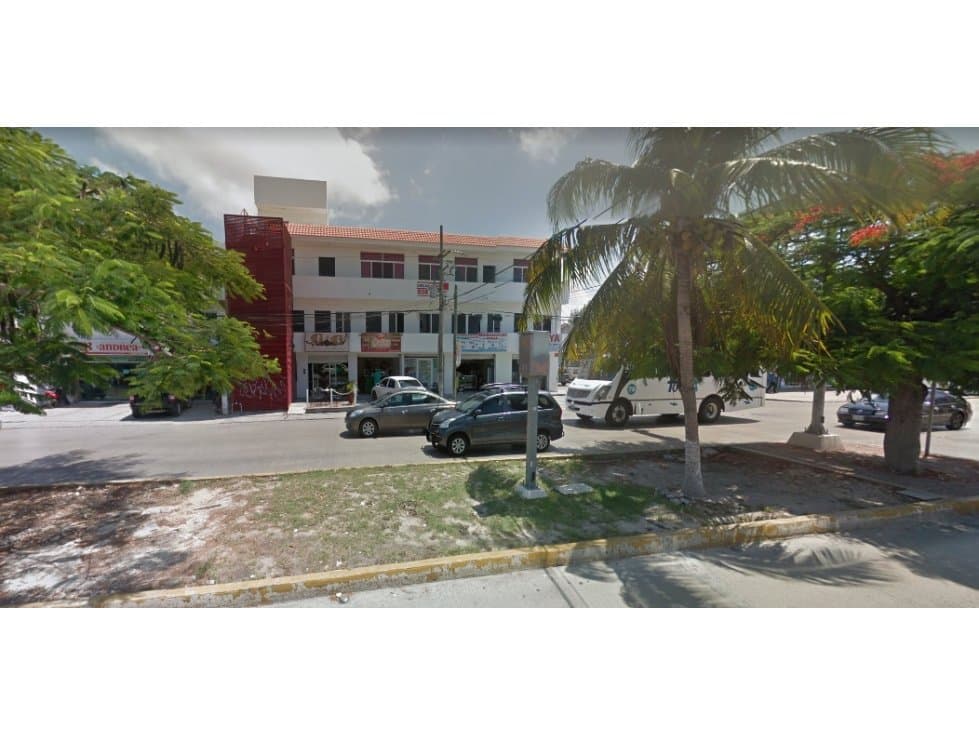 Edificio con alto rendimiento en rentas - 1